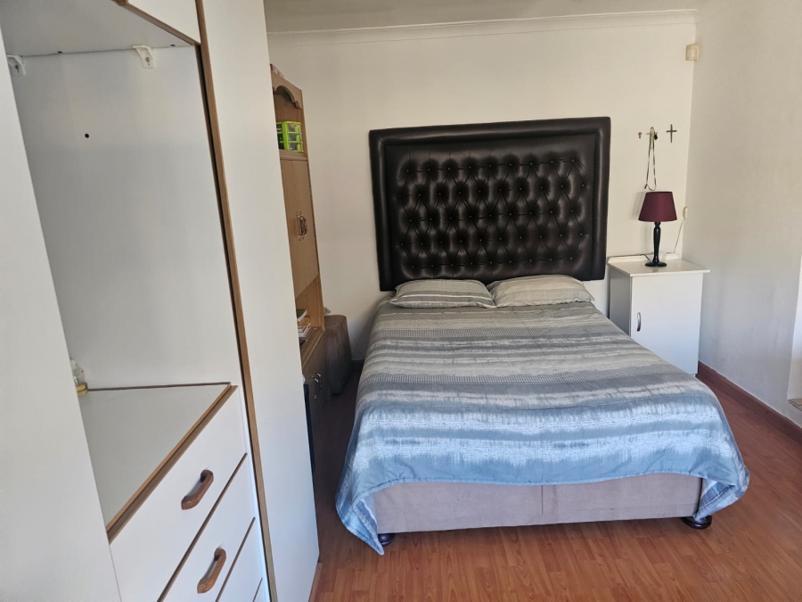 4 Bedroom Property for Sale in Braelyn Eastern Cape